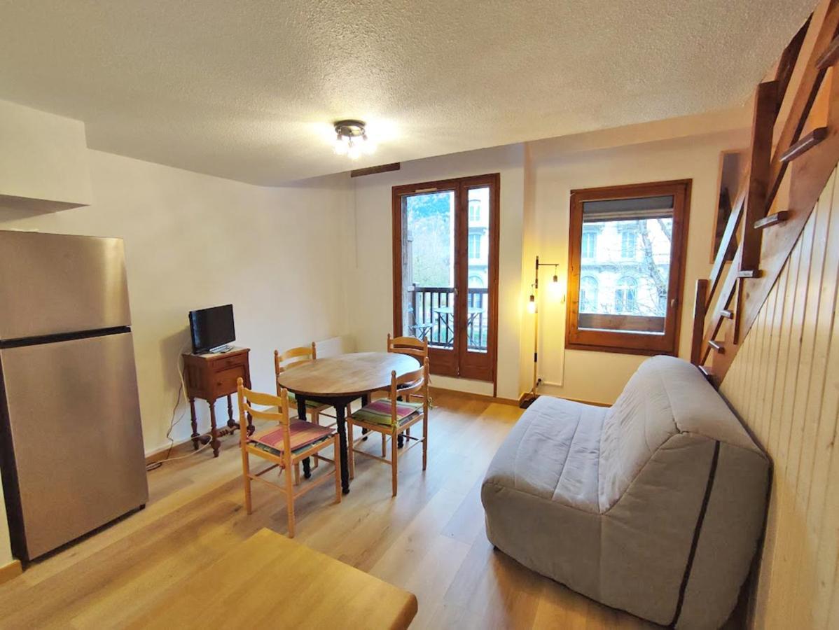 Reves De Montagne, T2 Bis, Luchon, Wifi, Parking Gratuit, 4 Personnes Apartment Bagnères-de-Luchon Exterior foto
